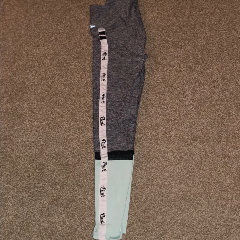 Victoria’s Secret pink leggings
